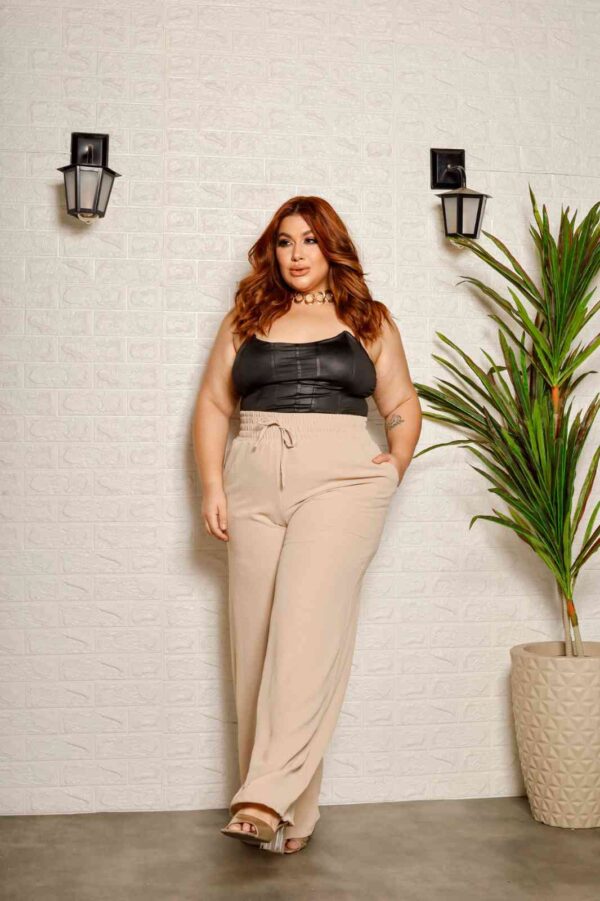 Curvas em Movimento Pantalona Plus Size - Image 2